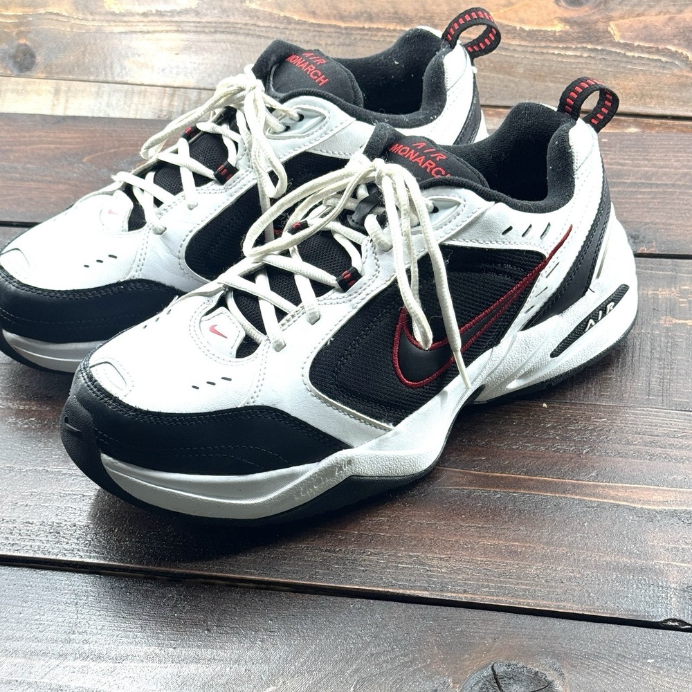 Nike Air Monarch IV Men's Size 9 EUR 42.5 White Black Red Workout Shoes